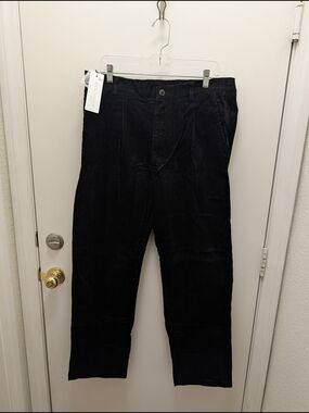 Black Corduroy Men’s Pants 36 Waist
